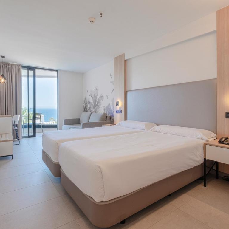 MYND Adeje - Habitación Doble con vistas laterales al mar - 9