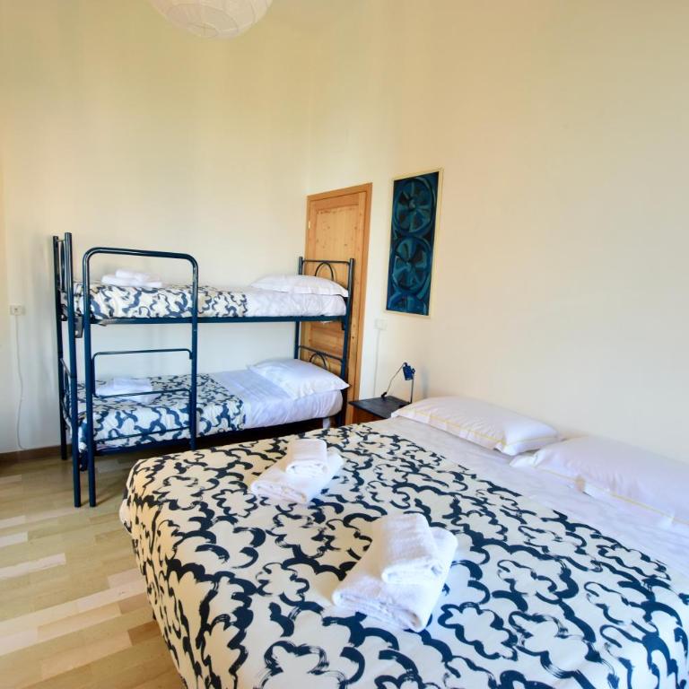 La Casa sulla Mattonata accogliente appartamento su una tipica creuza genovese con splendida vista e a pochi passi dalla Stazione Principe - Two-Bedroom Apartment with Harbor View - 3