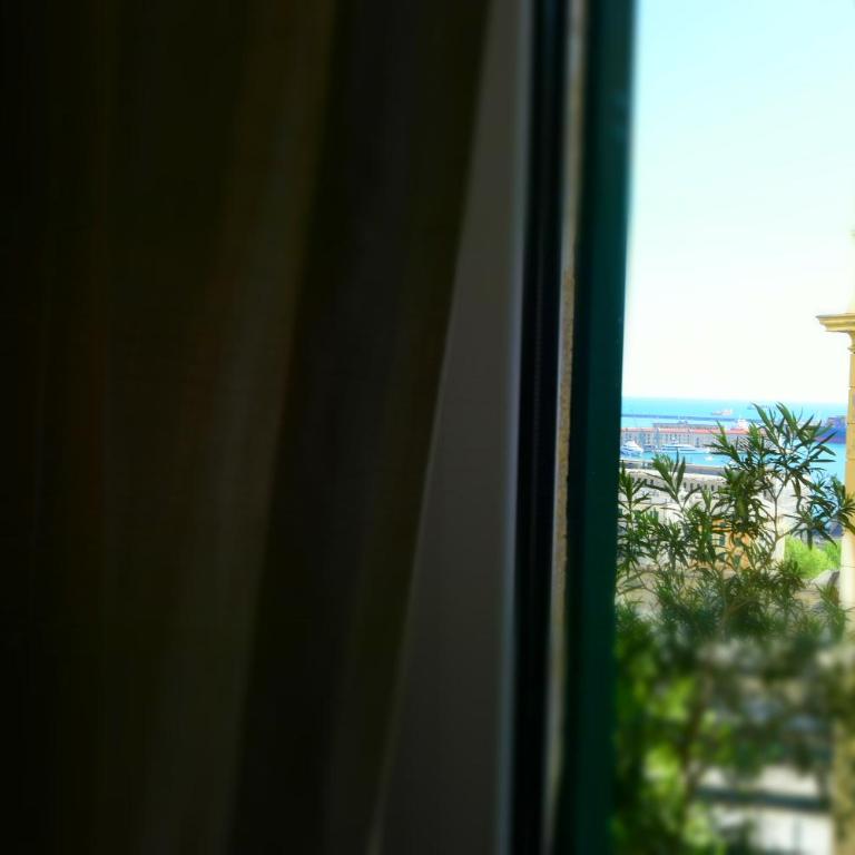 La Casa sulla Mattonata accogliente appartamento su una tipica creuza genovese con splendida vista e a pochi passi dalla Stazione Principe - Two-Bedroom Apartment with Harbor View - 27