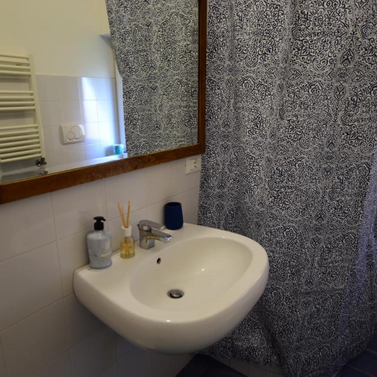 La Casa sulla Mattonata accogliente appartamento su una tipica creuza genovese con splendida vista e a pochi passi dalla Stazione Principe - Two-Bedroom Apartment with Harbor View - 23