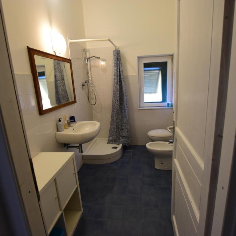 La Casa sulla Mattonata accogliente appartamento su una tipica creuza genovese con splendida vista e a pochi passi dalla Stazione Principe - Two-Bedroom Apartment with Harbor View - 17