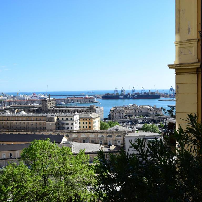 La Casa sulla Mattonata accogliente appartamento su una tipica creuza genovese con splendida vista e a pochi passi dalla Stazione Principe - Two-Bedroom Apartment with Harbor View - 36