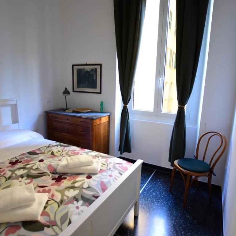 La Casa sulla Mattonata accogliente appartamento su una tipica creuza genovese con splendida vista e a pochi passi dalla Stazione Principe - Two-Bedroom Apartment with Harbor View - 57