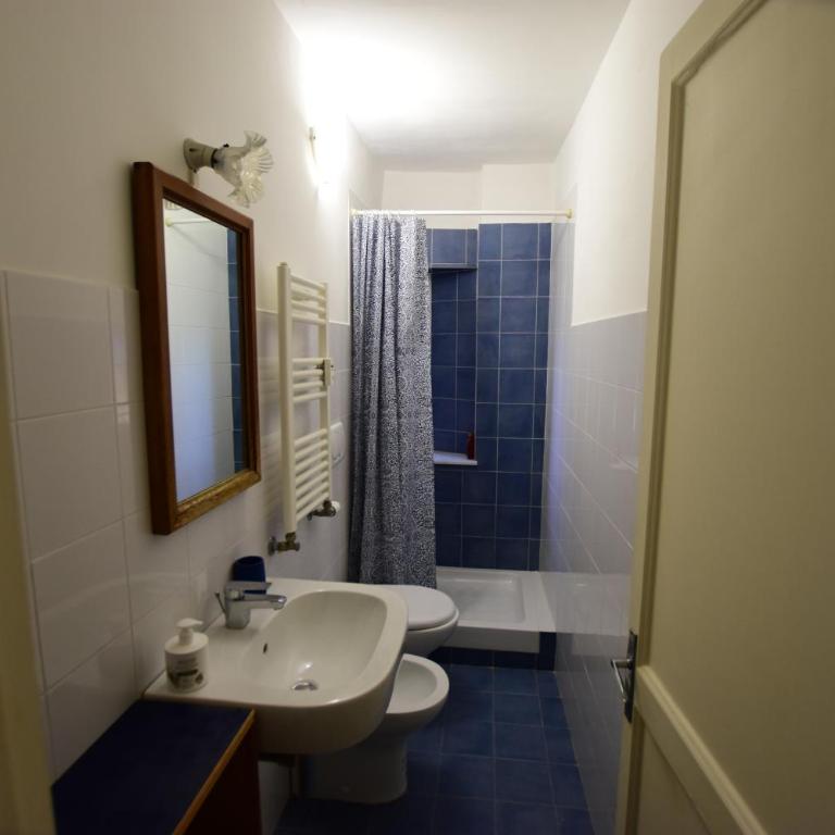 La Casa sulla Mattonata accogliente appartamento su una tipica creuza genovese con splendida vista e a pochi passi dalla Stazione Principe - Two-Bedroom Apartment with Harbor View - 82