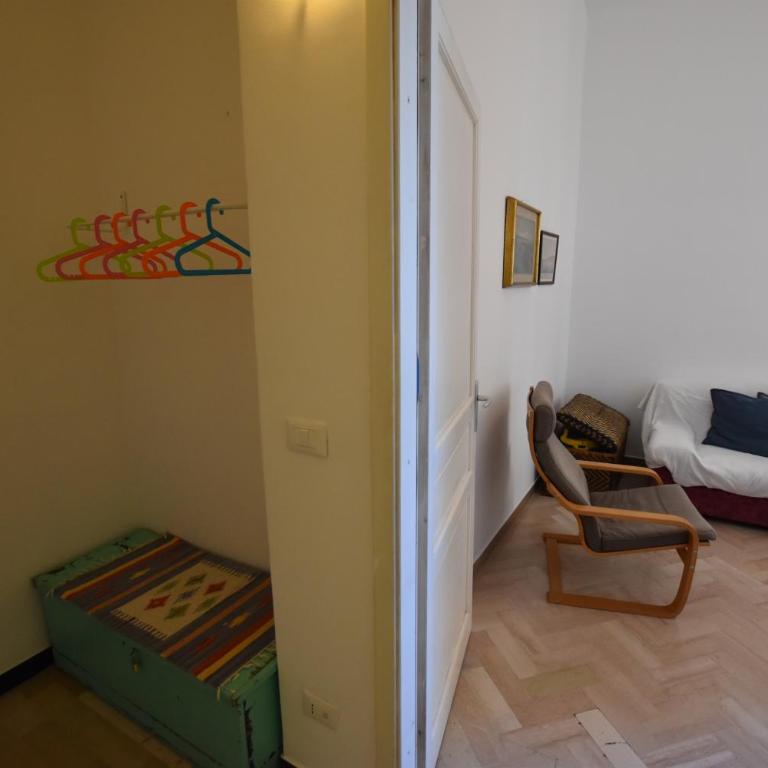 La Casa sulla Mattonata accogliente appartamento su una tipica creuza genovese con splendida vista e a pochi passi dalla Stazione Principe - Two-Bedroom Apartment with Harbor View - 96