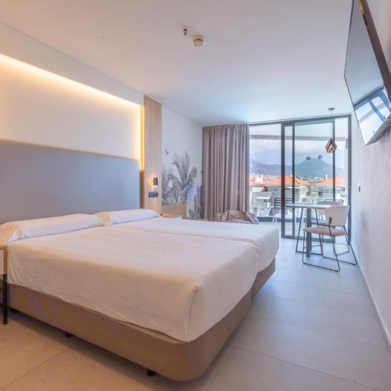 MYND Adeje - Habitación Doble con vistas a la piscina - 7