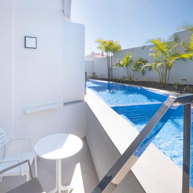 MYND Adeje - Habitación Doble Swim-Up - 6