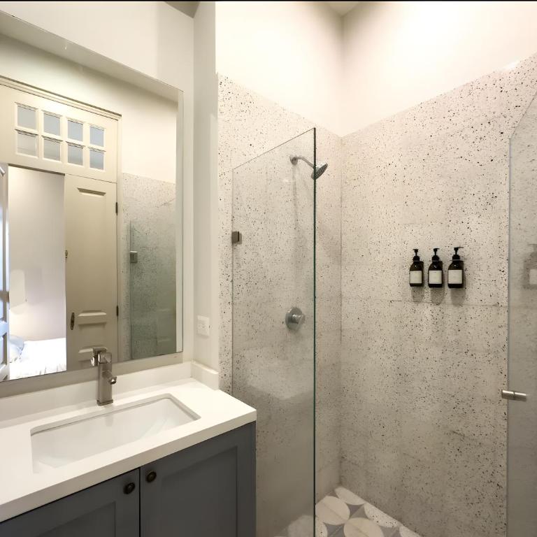 LASAI Casa Puebla - Two-Bedroom Apartment with Balcony - 10