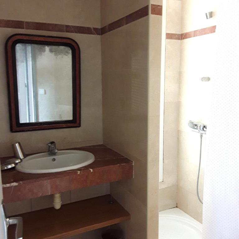 Cannes-SuperCannes-GolfeJuan--VILLA ALAMP--Piscine--Vue mer exceptionnelle - Villa avec Piscine Privée - 24