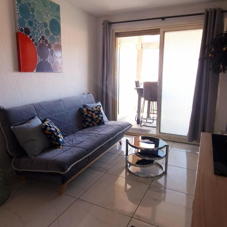 2 pièces avec terrasse -Calme-Sans vis à vis-garage-centre de Cannes - Appartement 1 Chambre - 2