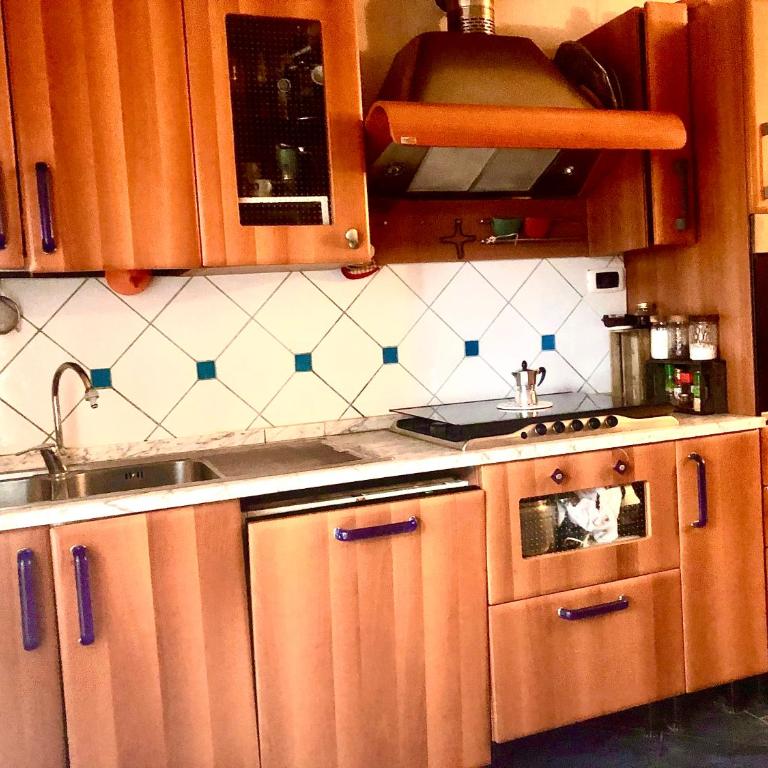 Miky House casa con giardino - Three-Bedroom Apartment - 16