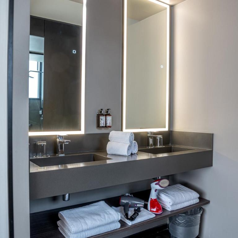 Ola Santiago Providencia, Tapestry Collection by Hilton - Suite Junior con sofá cama - Cama doble grande - 6