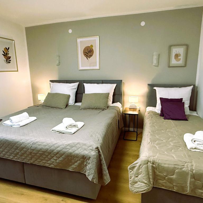 Nahe Rathaus & Dom - 1,5-, 2- oder 3 ZKB-Apartments im Zentrum - Apartamento Estándar de 2 dormitorios - 1