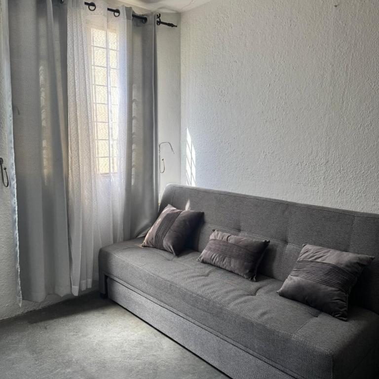 Residencia en Guadalupe - Three-Bedroom House - 1