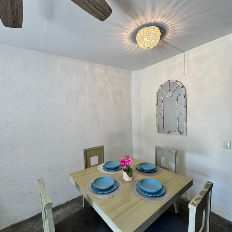 Residencia en Guadalupe - Three-Bedroom House - 9