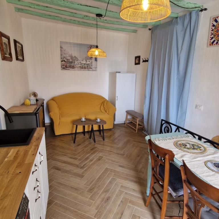 Sant'Antonio 1 - Appartamento con 1 Camera da Letto - 52