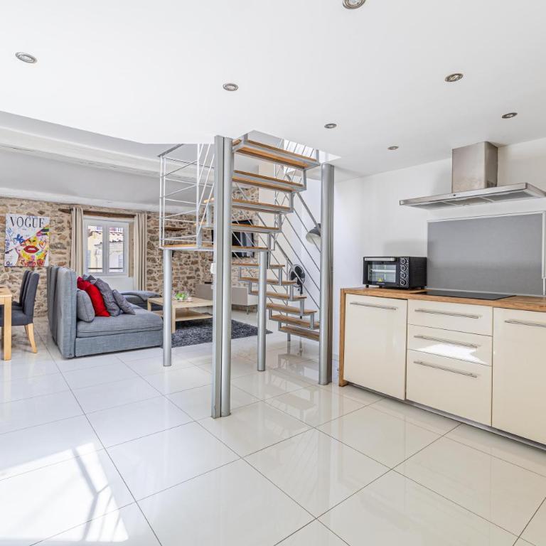 MEY T3 - Magnifique LOFT 3 pièces à 50m du vieux port et des plages - Apartment mit 2 Schlafzimmern - 14