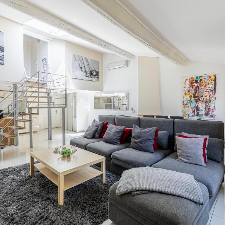 MEY T3 - Magnifique LOFT 3 pièces à 50m du vieux port et des plages - Apartment mit 2 Schlafzimmern - 7