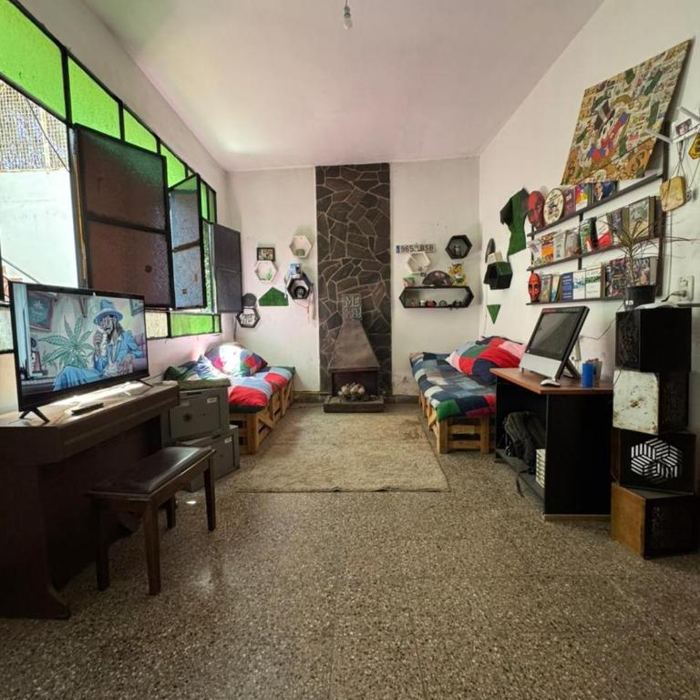 Meta! House mi casa es tu casa - Habitación Triple - 18