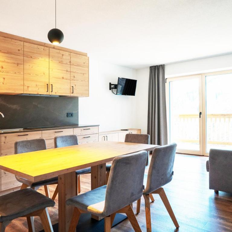 Residence Odlina - Appartamento con 2 Camere da Letto e Balcone - 3