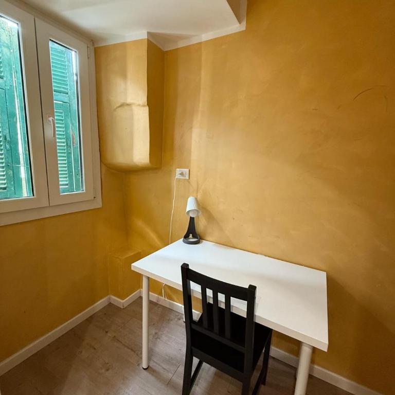 Via Palazzo Sanremo - Chambre Simple avec Salle de Bains Privative - 2