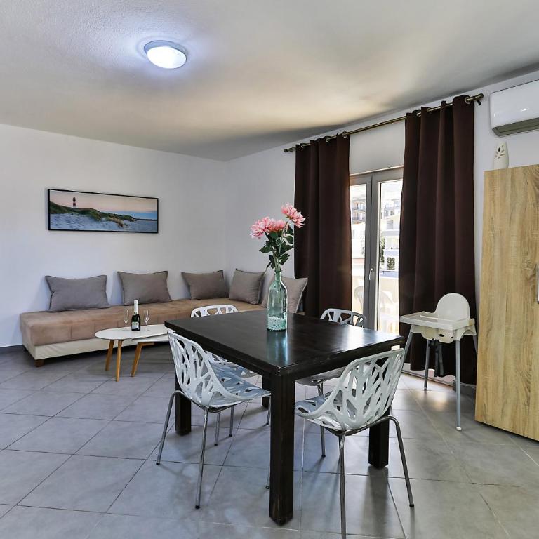 Apartmani BLUE MOON - One-Bedroom Apartment - 4