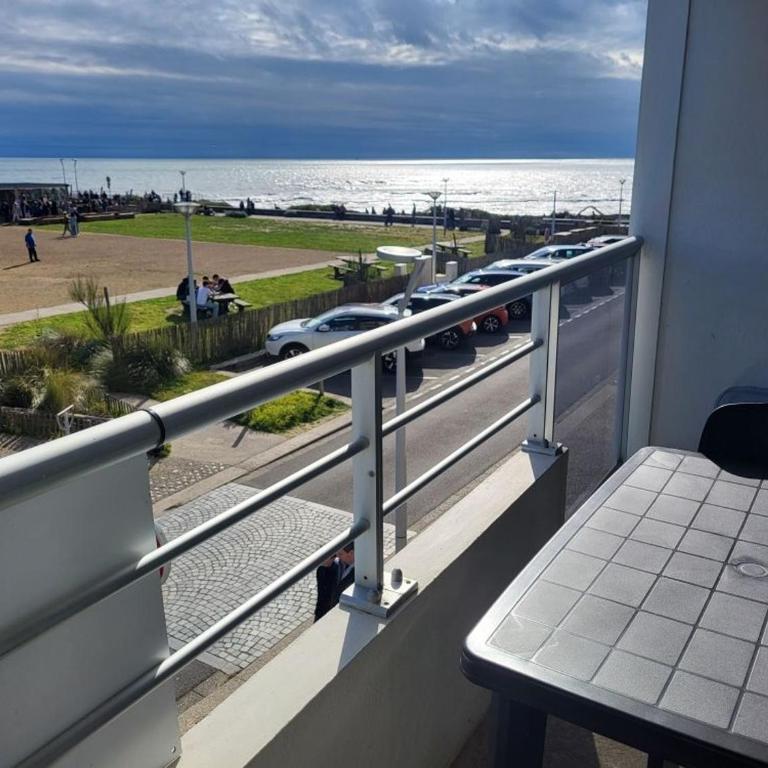 Studio à 100m de la Mer à Saint-Hilaire-de-Riez, avec Balcon et Parking Public - FR-1-426-330 - Apartamento (4 adultos) - 1