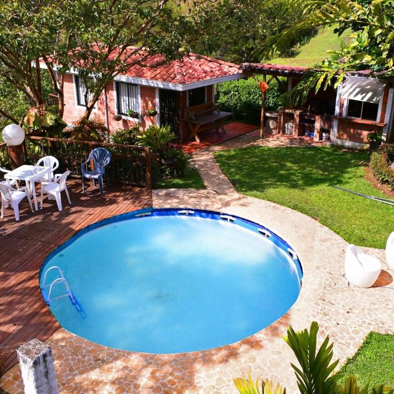 Hermosa Finca en Guatapé con Piscina y Jacuzzi - Casa - 15