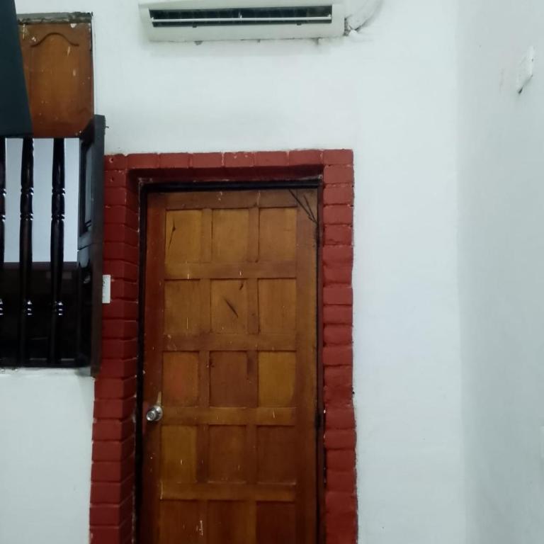 Hostal #10-33 - Double Room with Private Bathroom - 3