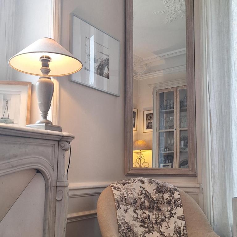 Plein Centre Charmant et Lumineux - Appartement 2 Chambres - 13