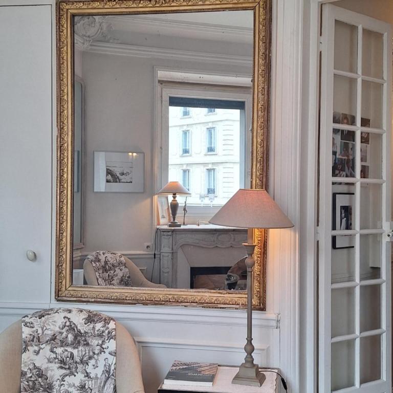 Plein Centre Charmant et Lumineux - Appartement 2 Chambres - 12