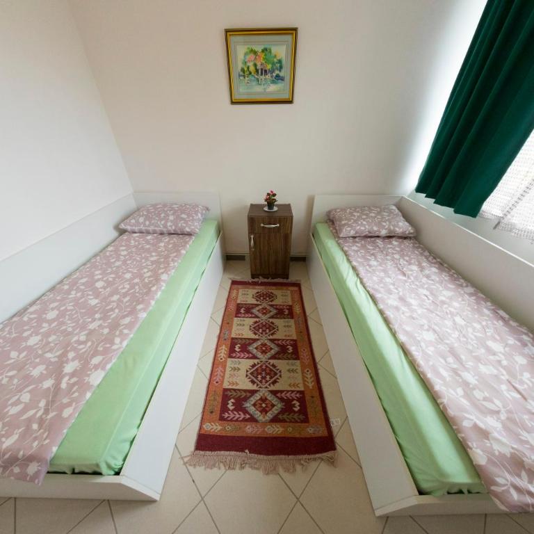 Apartman MIŠKO - Three-Bedroom Apartment - 24