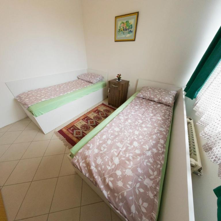 Apartman MIŠKO - Three-Bedroom Apartment - 34