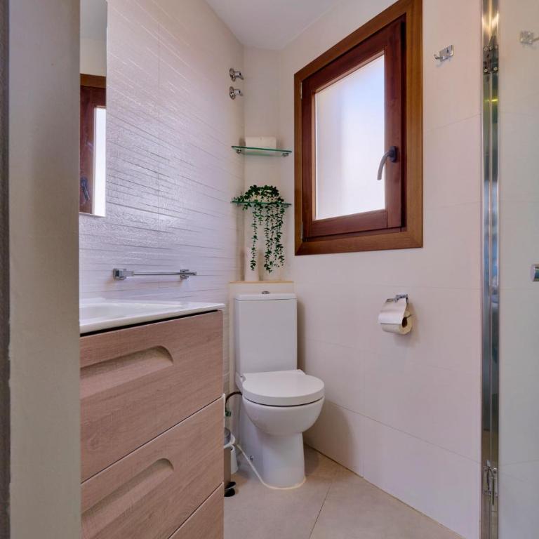 Zirí Suites - Hostatel - One-Bedroom Apartment with Balcony - 9