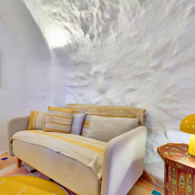 Cueva la Bonica - Hostatel - Two-Bedroom Chalet - 36