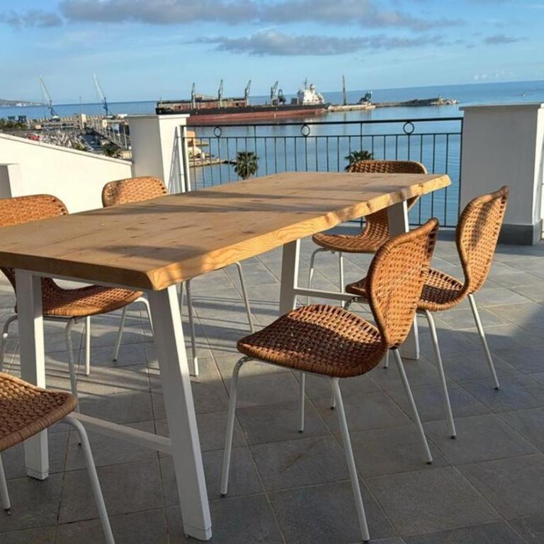 La Terrazza sul Faro - Deluxe Apartment mit 2 Schlafzimmern und Meerblick - 45