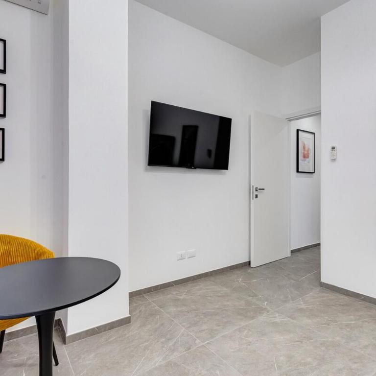 BDC - Mariposa 3BDR in San Giovanni - Appartamento con 3 Camere da Letto - 80