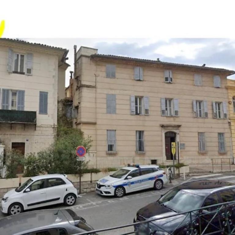 Appartement Duplex Lumineux au Centre de Grasse - One-Bedroom Deluxe Apartment - 15