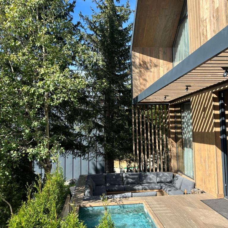 MONTE PINE CHALETS - Two-Bedroom Chalet - 14