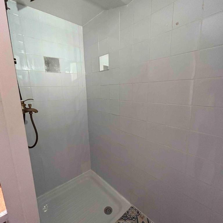 Appartement Duplex Lumineux au Centre de Grasse - One-Bedroom Deluxe Apartment - 6