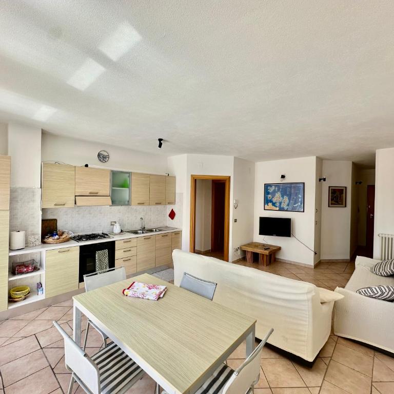 Spargi Apartment - La Maddalena - Appartamento con 2 Camere da Letto e Balcone - 6