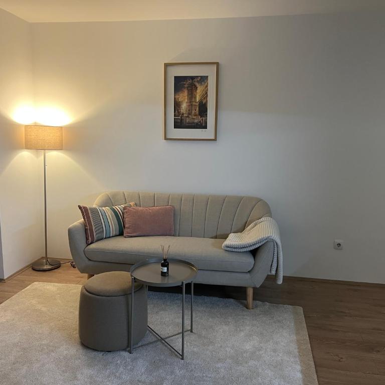Sassy - Two-Bedroom Apartment - 2