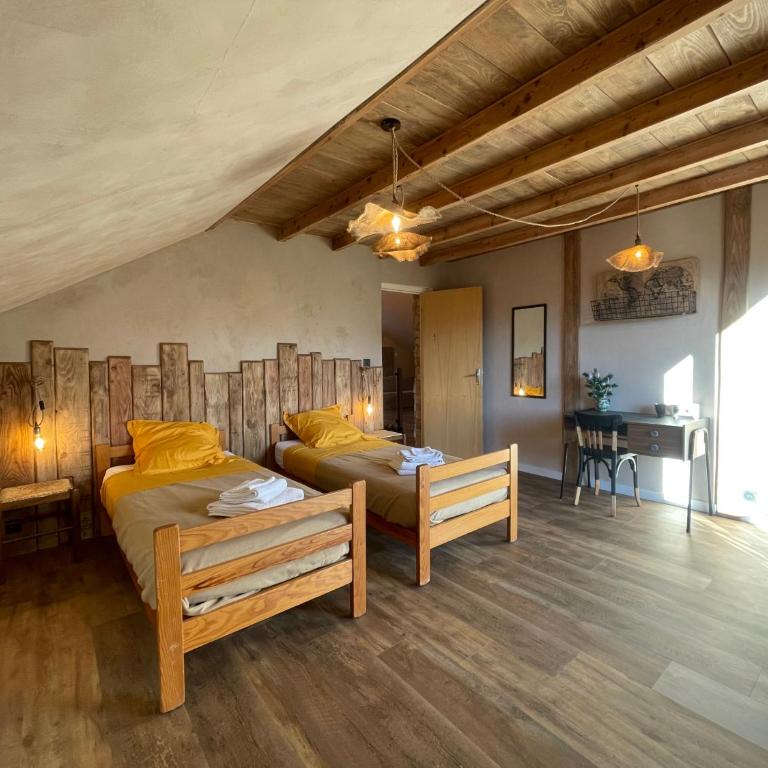Gîte confort 15 couchages, vue panoramique Montagne Hautes Alpes, Terrasses - Casa de 6 dormitorios - 55