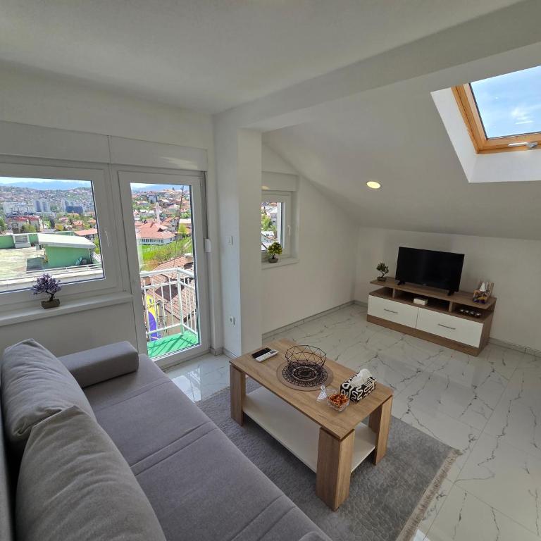 Sarajevo Pulse Residence - Studio s King-sajz Krevetom i Sofom na Izvlačenje - 2