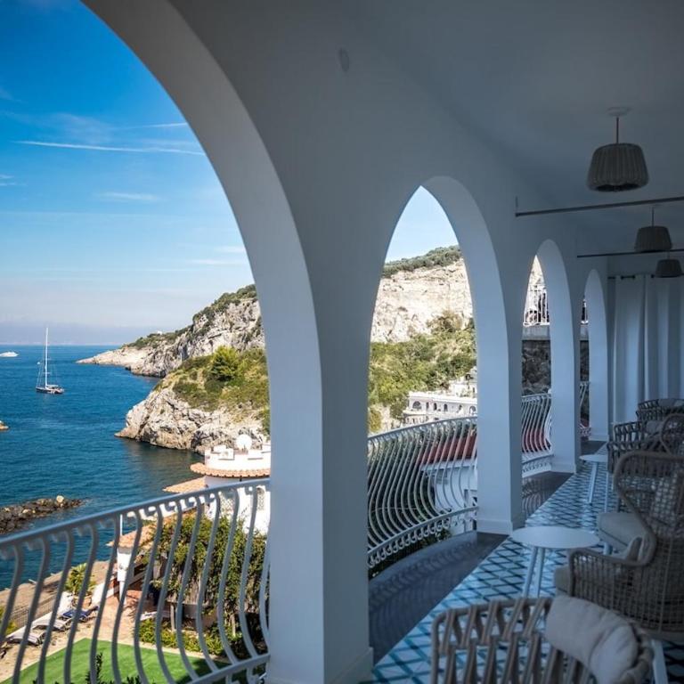 Villa Stunning view on the sea of Naples with pool - Villa with Sea View - 29