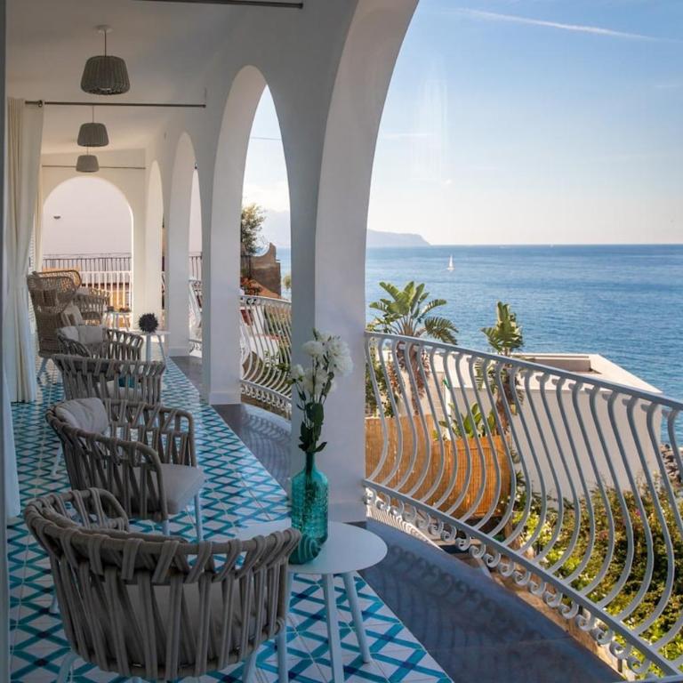 Villa Stunning view on the sea of Naples with pool - Villa with Sea View - 41