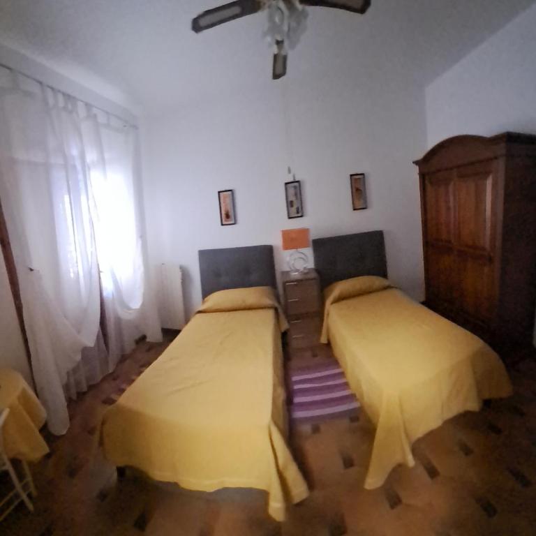 Room GRIGRA - Camera Budget Matrimoniale/Doppia con Letti Singoli - 3