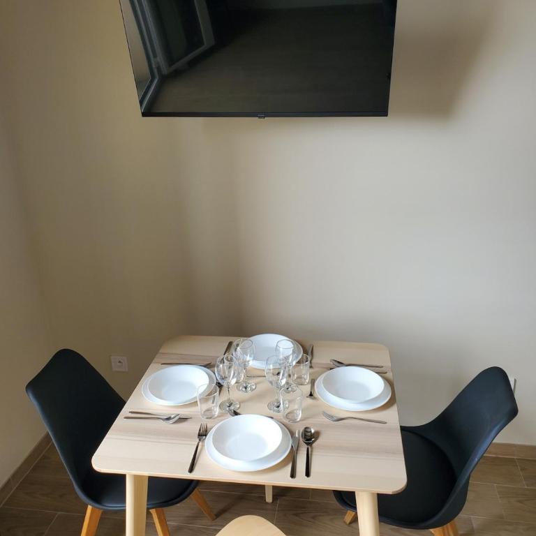Bioves - Mezzanine studio, Charming & Comfortable - Appartement 1 Chambre - 13