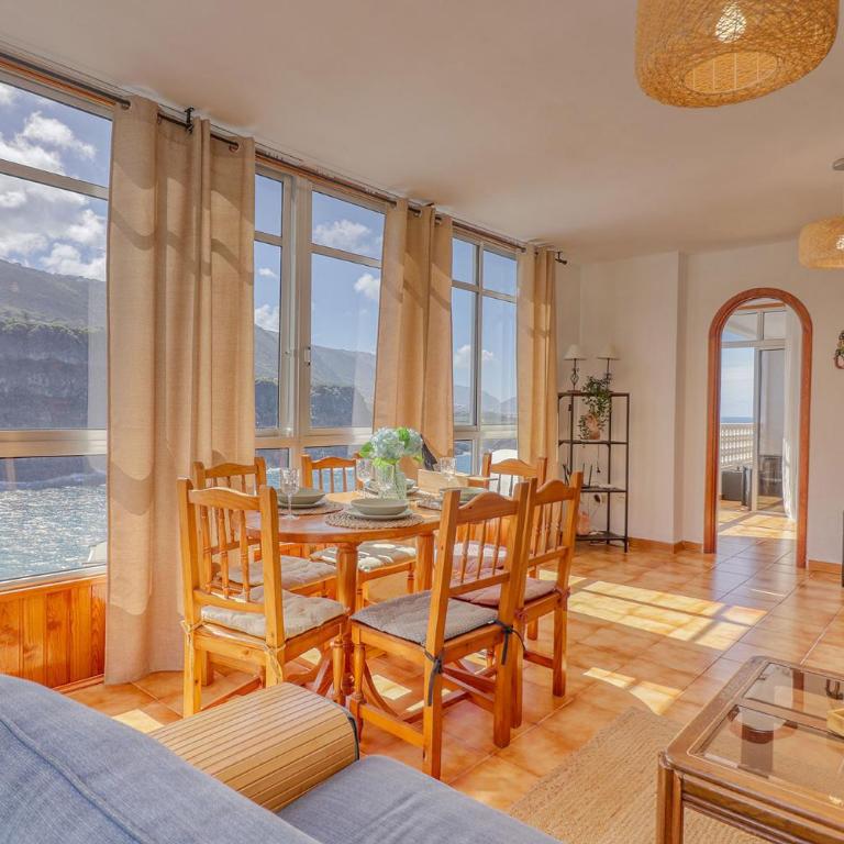 Oceanview Retreat 50m to Beach with Sunset Terrace and Ensuite - Apartamento de 3 dormitorios con vistas al mar - 8