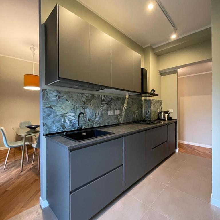 Jungle House 1800 meters from the Colosseum - Appartement - 15